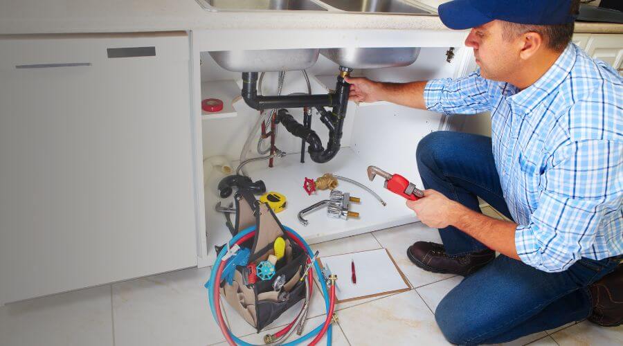 Professional sink repair in Masonville, IA